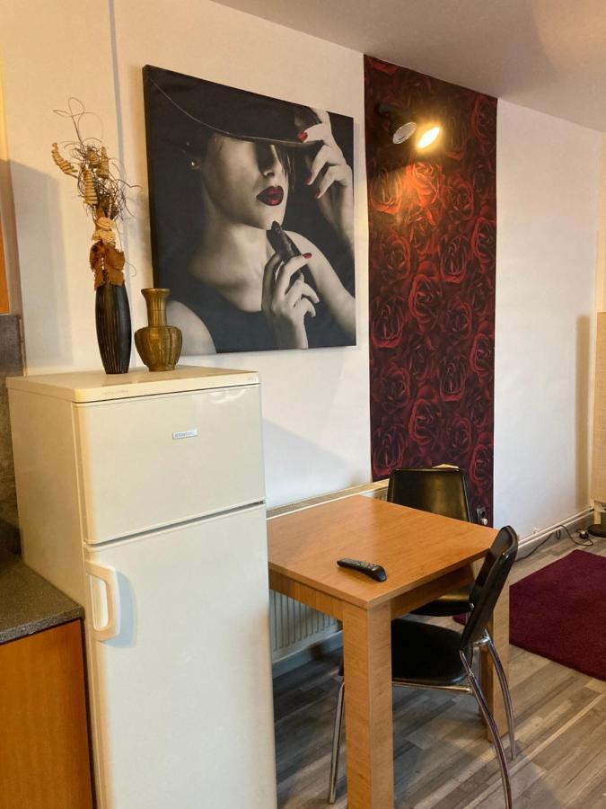 Edit House Apartment Marosvásárhely Kültér fotó