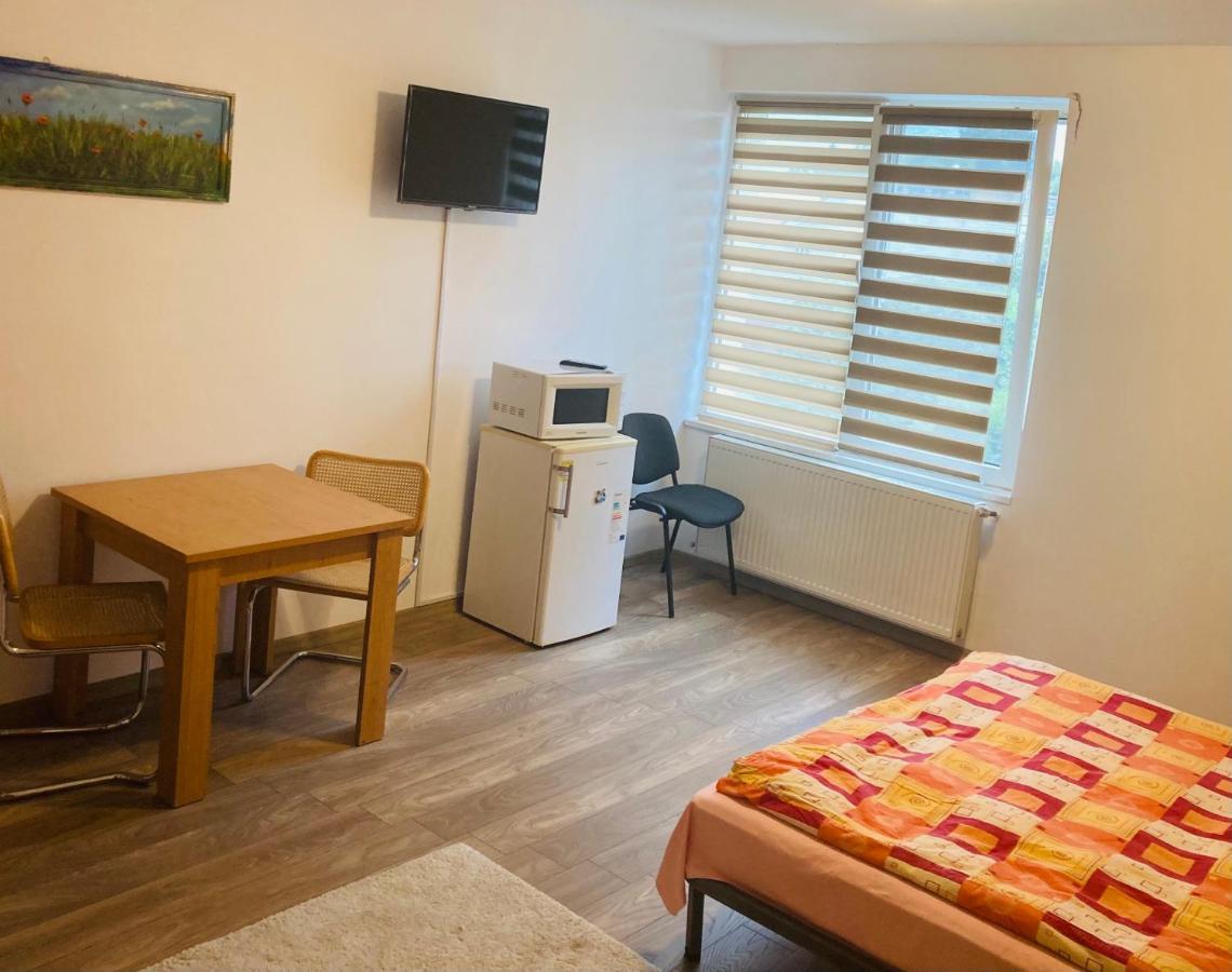 Edit House Apartment Marosvásárhely Kültér fotó
