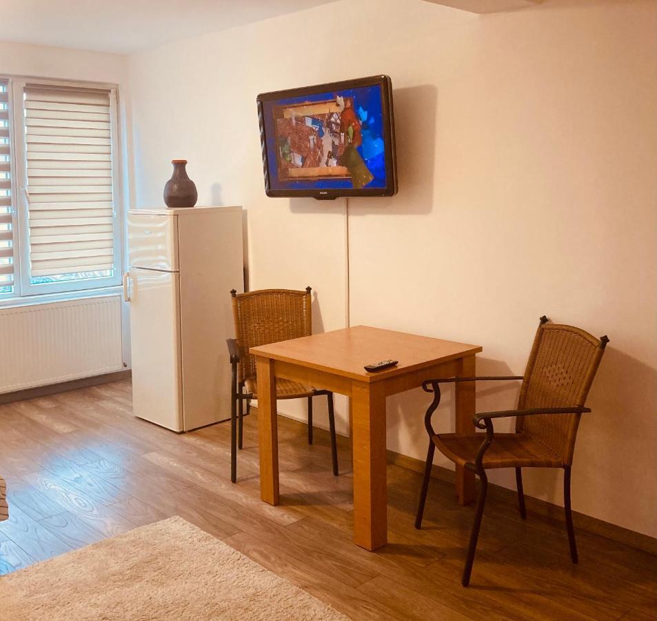 Edit House Apartment Marosvásárhely Kültér fotó